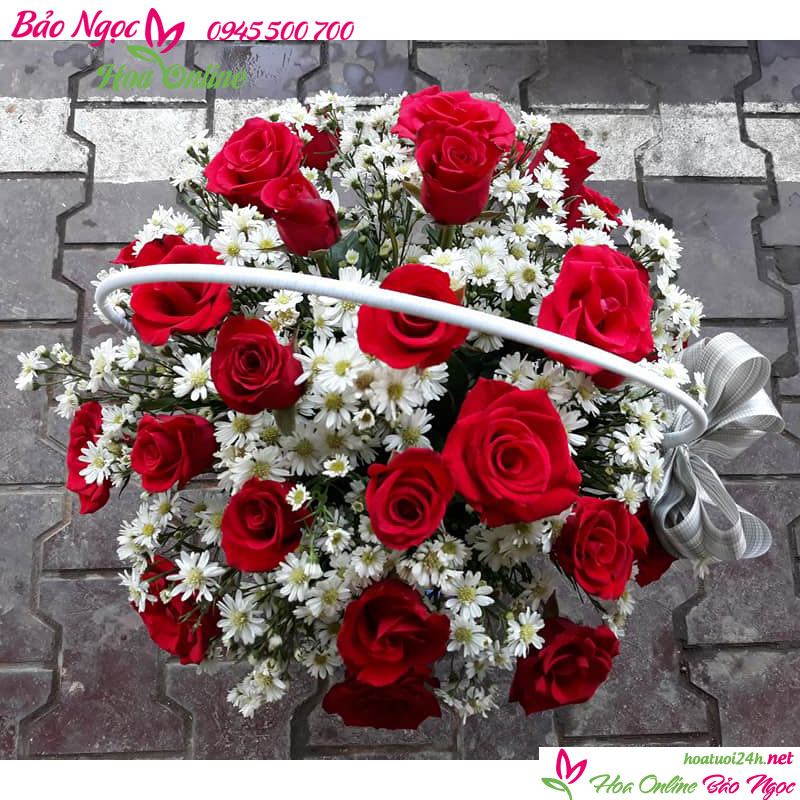 Giỏ hoa hồng tặng vợ HTM-2418